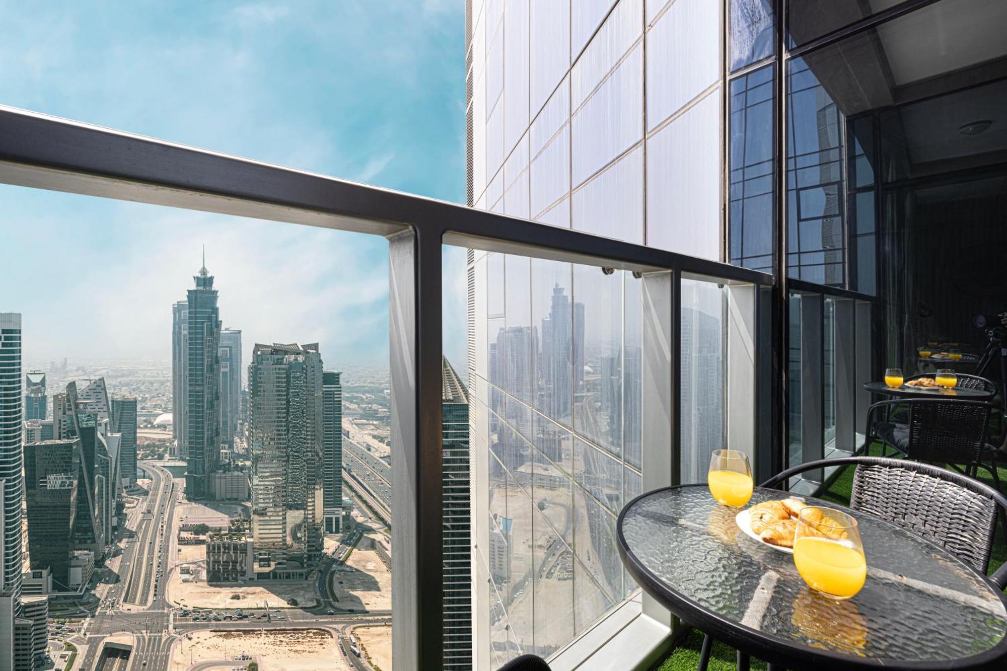 Apartment Highest Infinity Pool Burj Khalifa View Dubai
